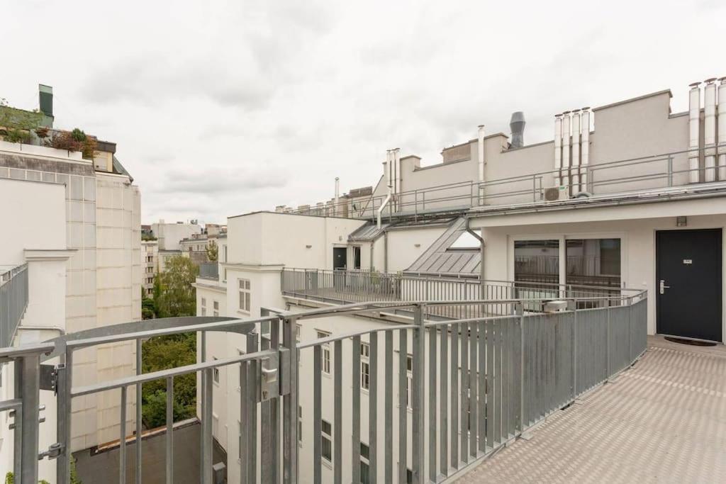 Amazing Terrace, Close To Viennas Biggest Shopping Street Zewnętrze zdjęcie